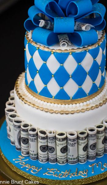Sculpted Hundred Dollar Bill Birthday Cake